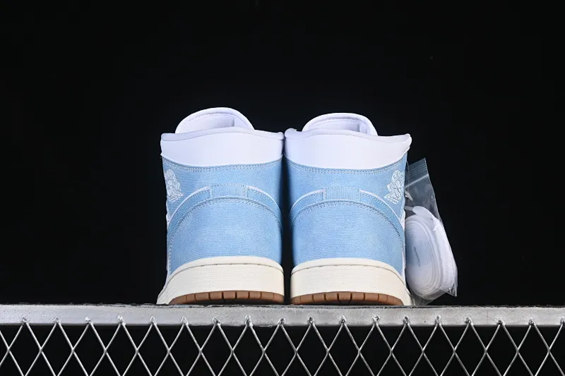 All Categories Air Jordan Jordan Series Basketball Shoes Air Jordan 1 Mid Air Jordan 1 Mid "Denim" AJ1 Joe 1 Retro Denim Blue China Cultural Leisure Sneakers HQ2005-100